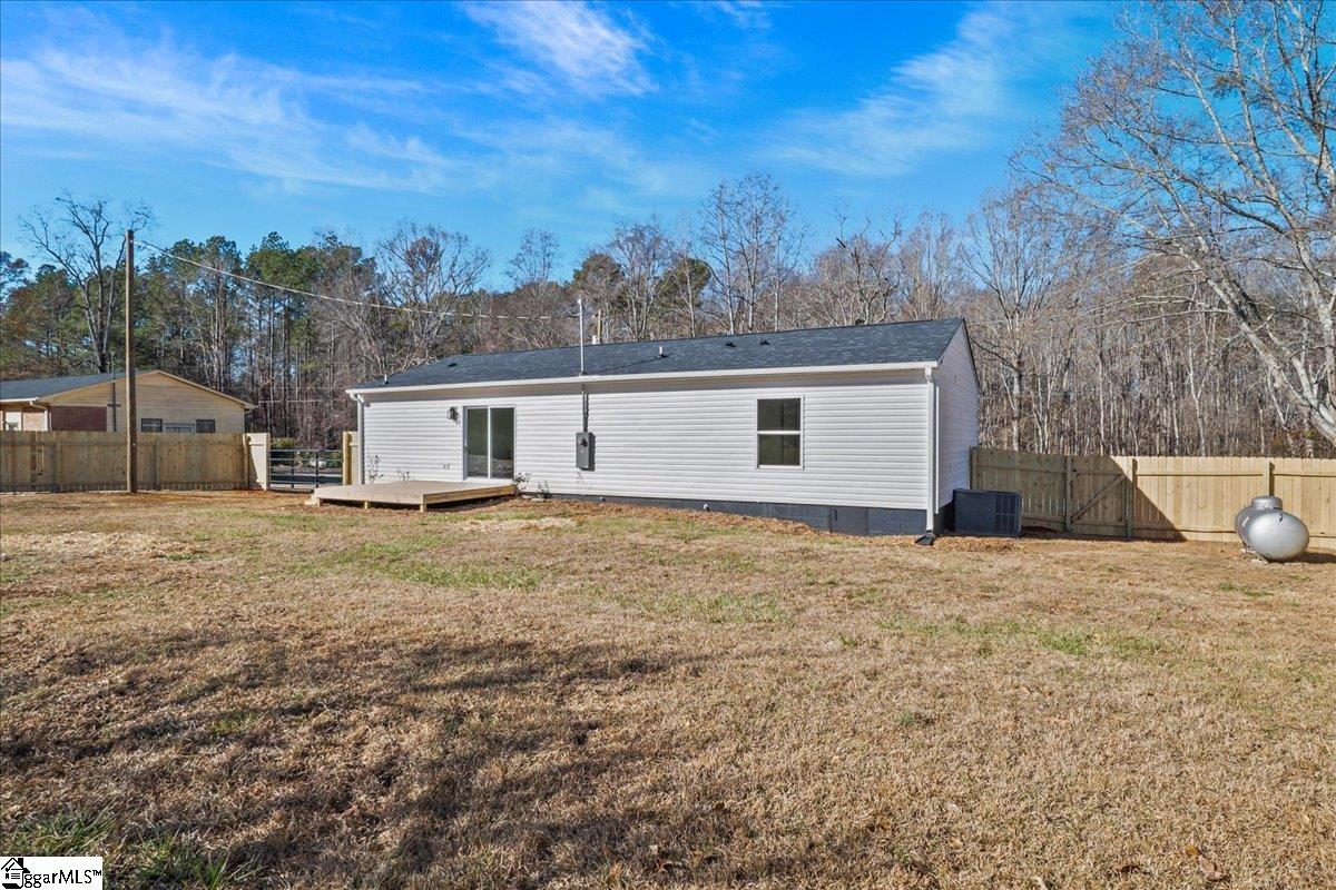 2304 Old Spartanburg Highway