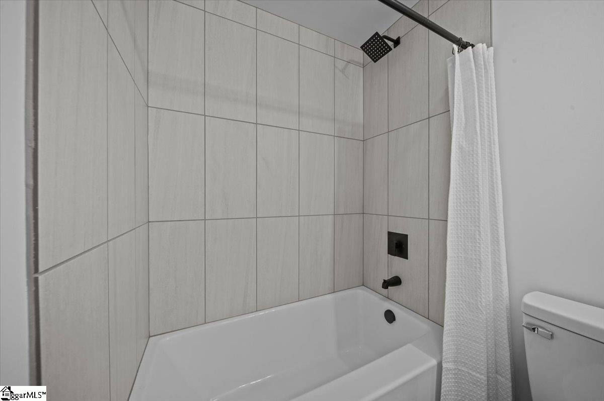 2304 Old Spartanburg Highway