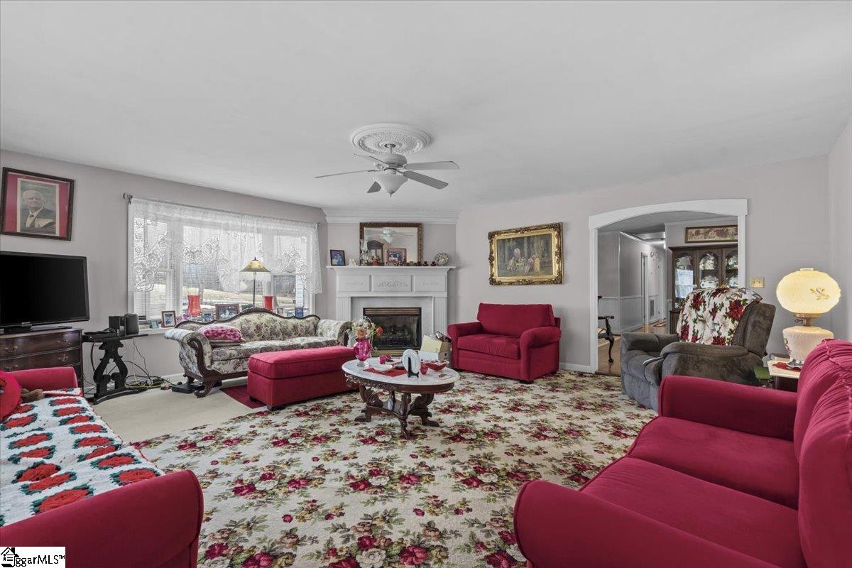 500 W Rutherford Street