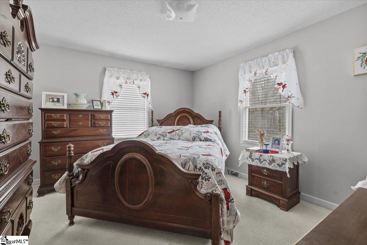 500 W Rutherford Street