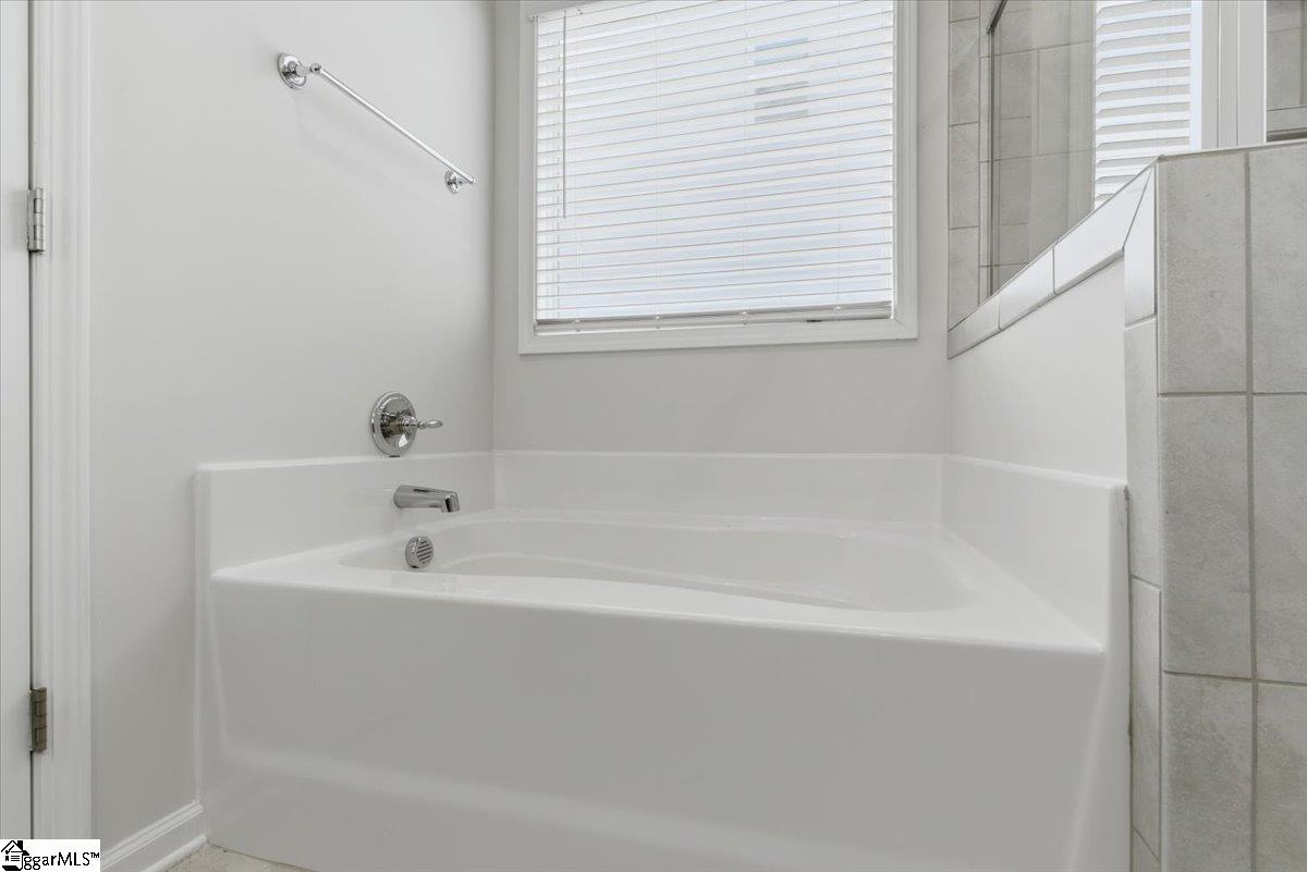 6 Ashborne Lane
