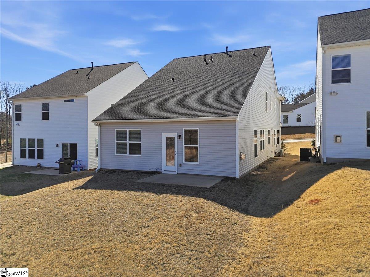 6 Ashborne Lane