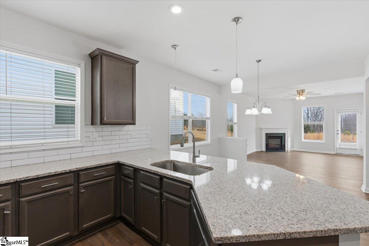 6 Ashborne Lane