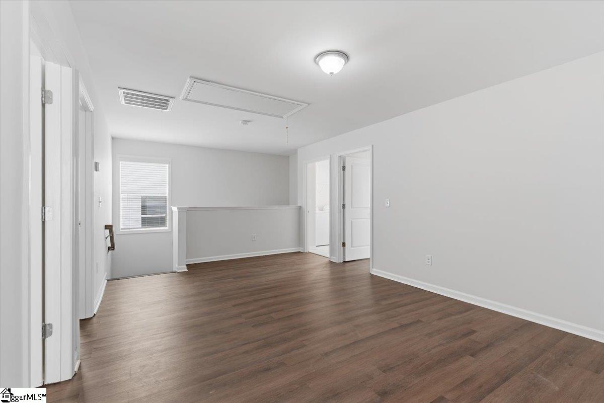 6 Ashborne Lane
