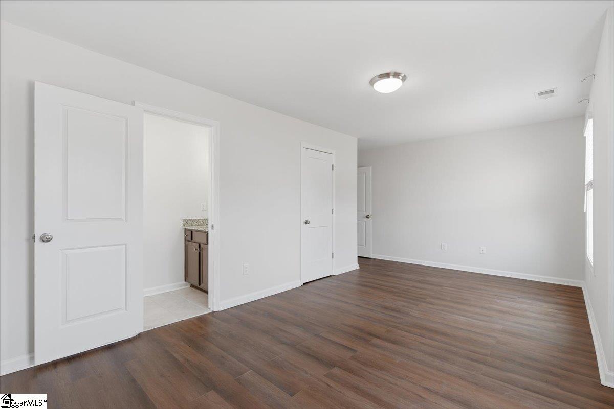 6 Ashborne Lane