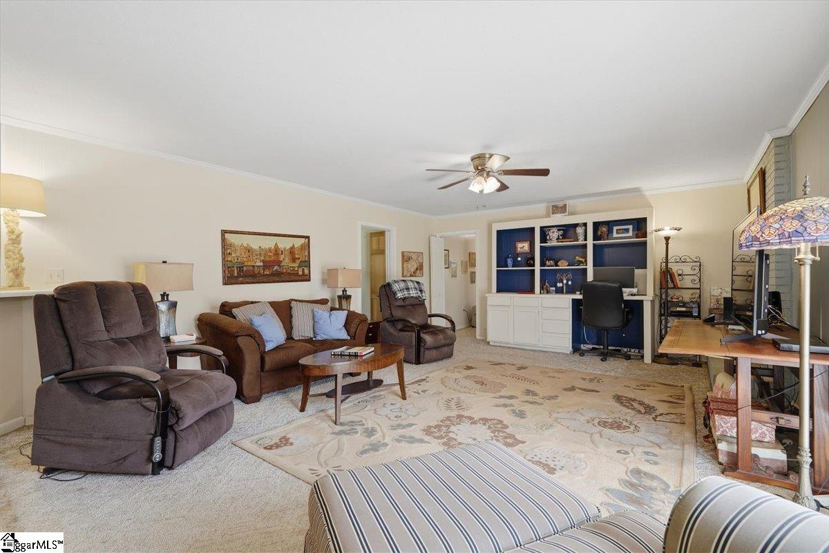 102 Pine Needle Trail
