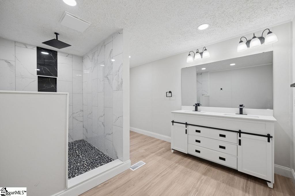 706 Sapphire Court
