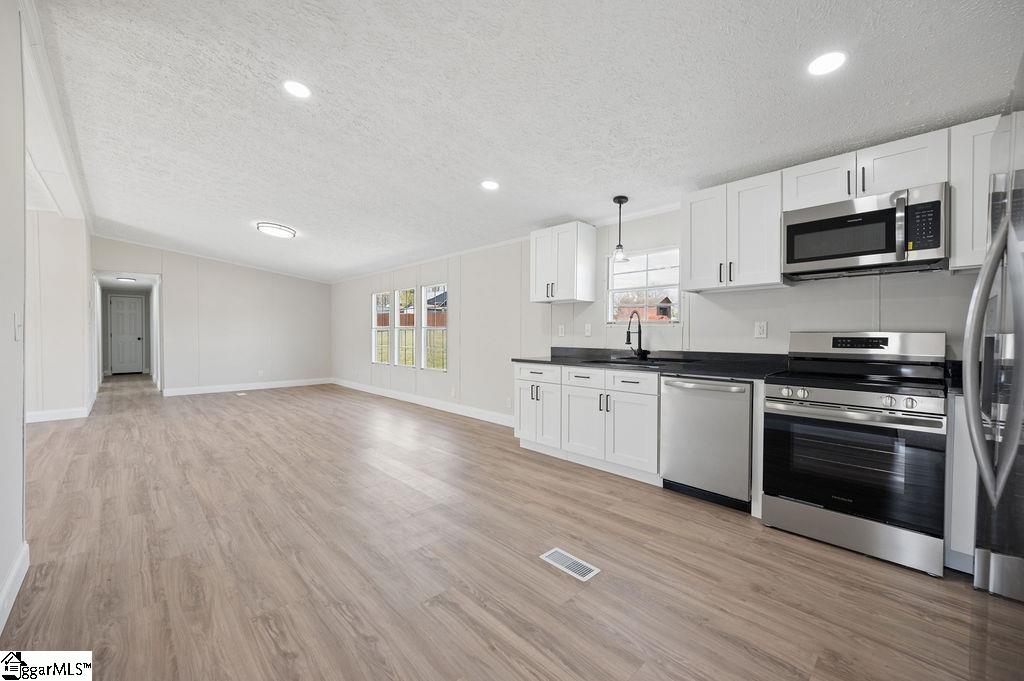 706 Sapphire Court