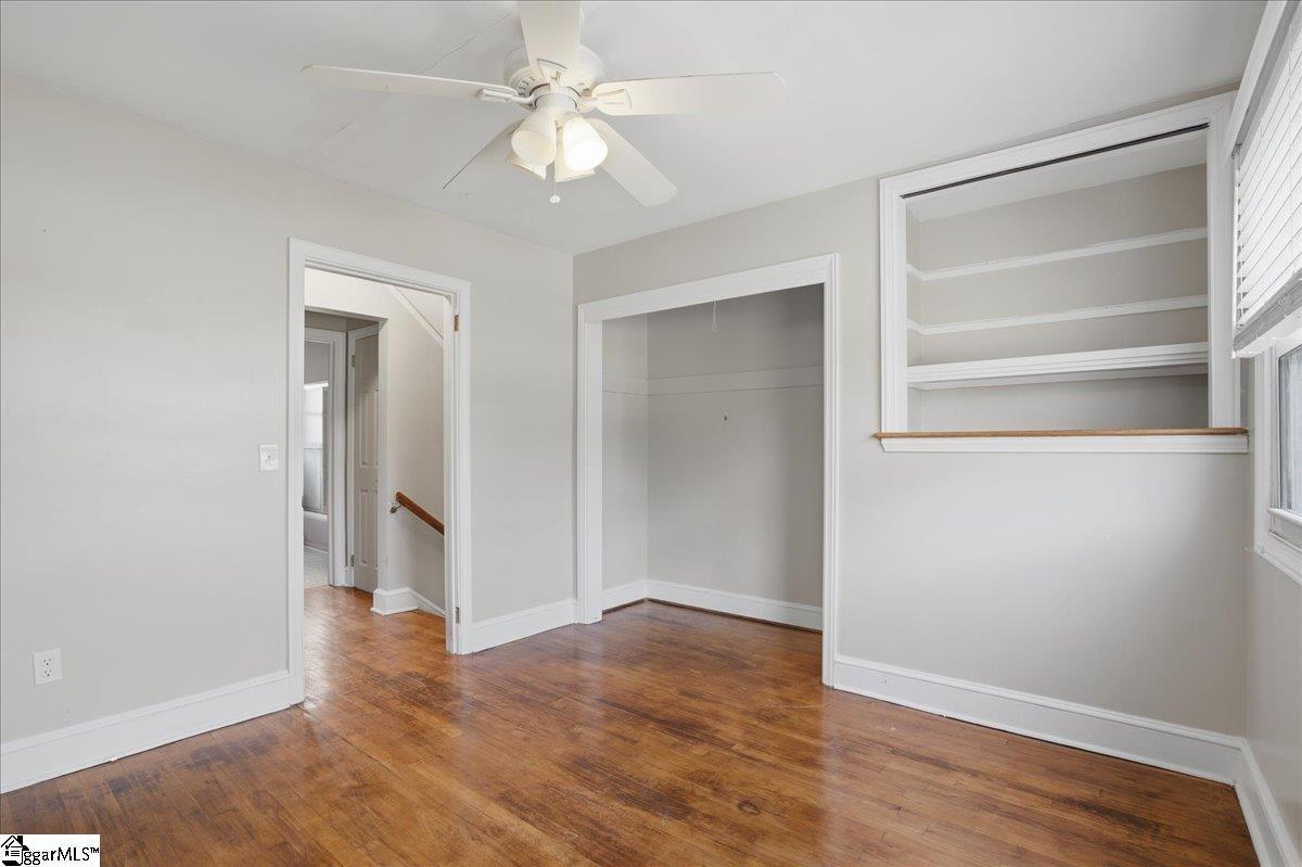 11 Spring Valley Road