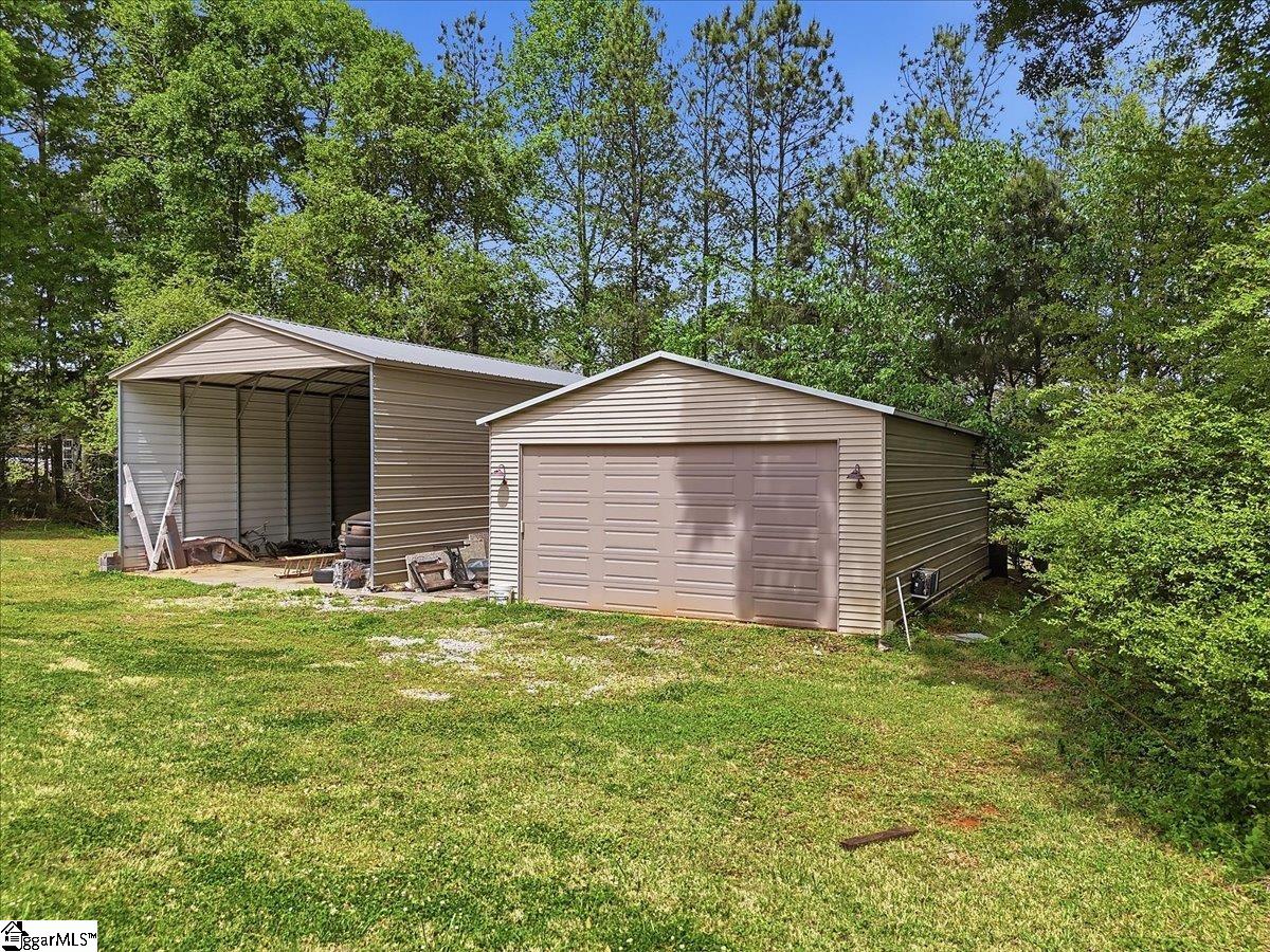 610 Walnut Way