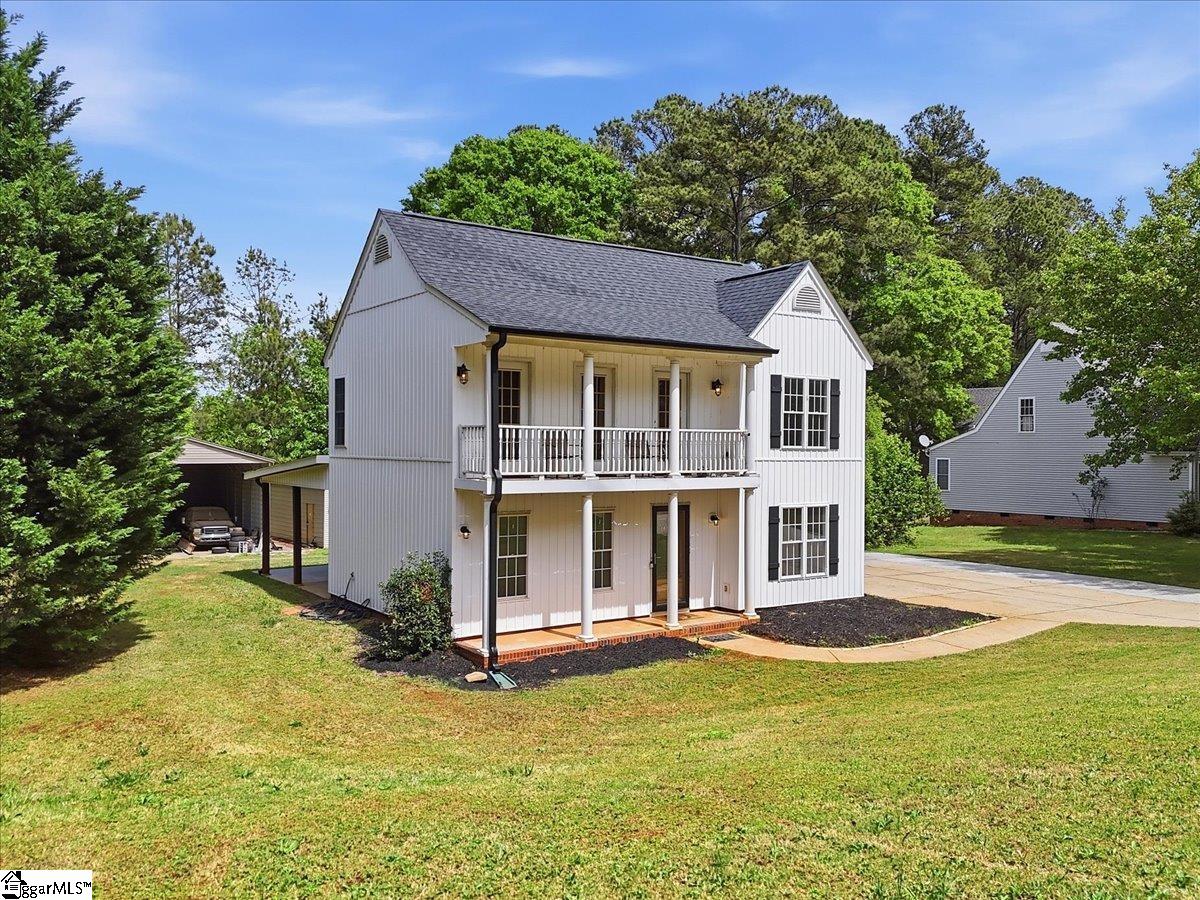 610 Walnut Way