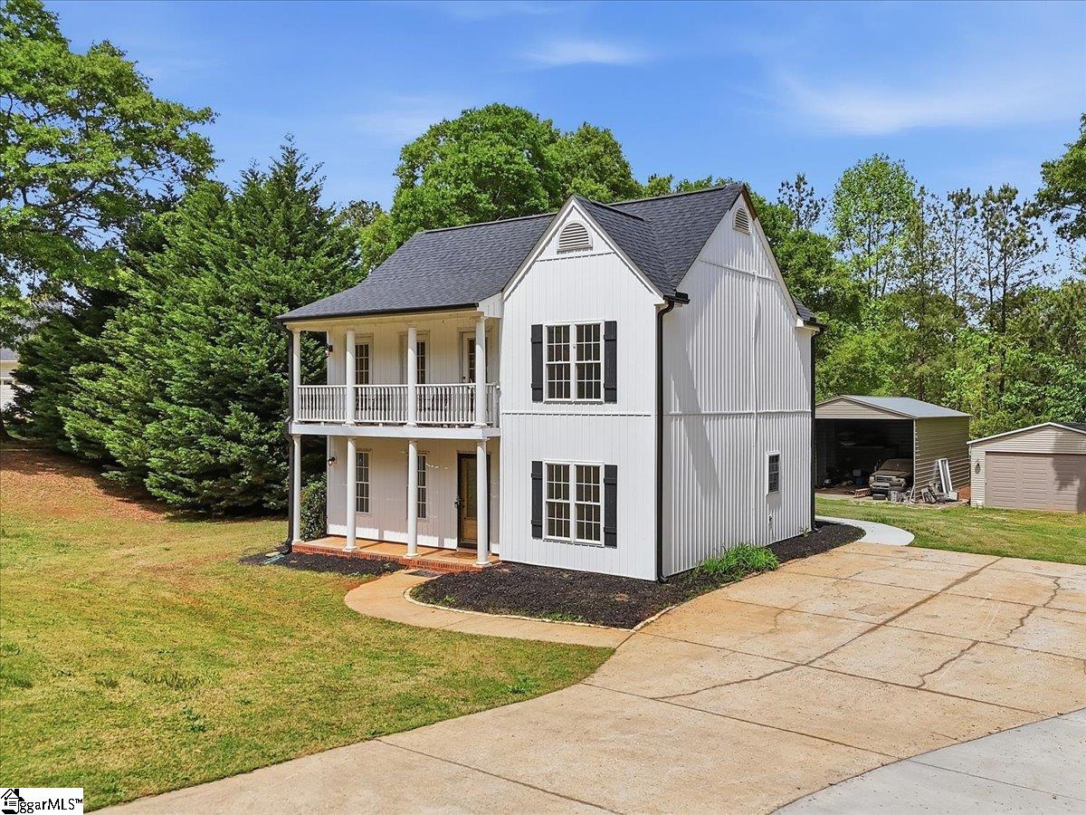 610 Walnut Way