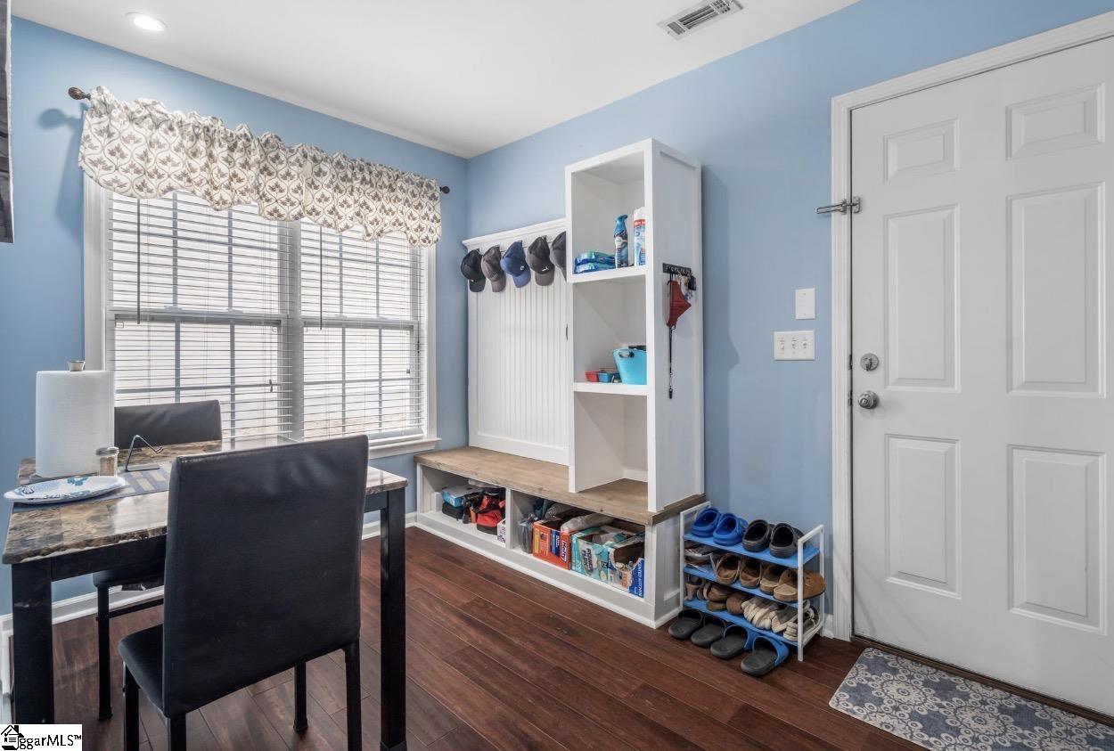 855 Vandenburg Drive