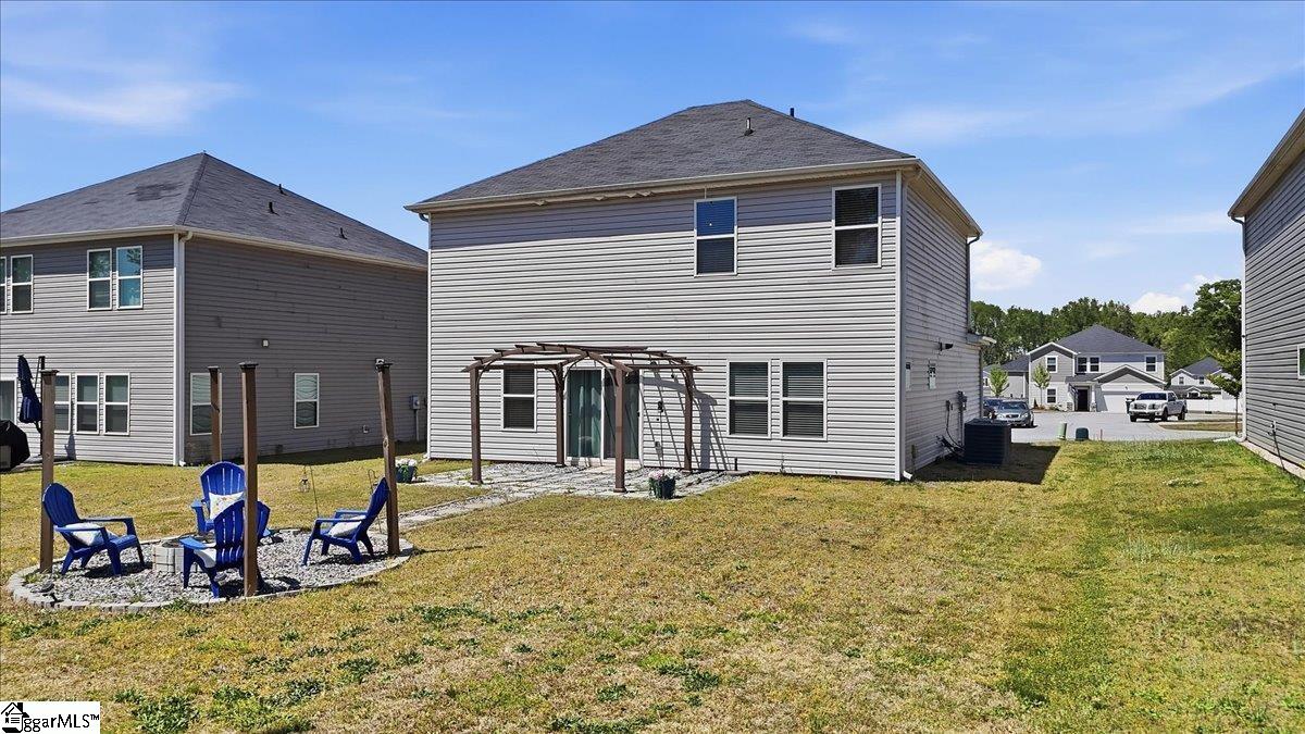 669 Grays Creek Road