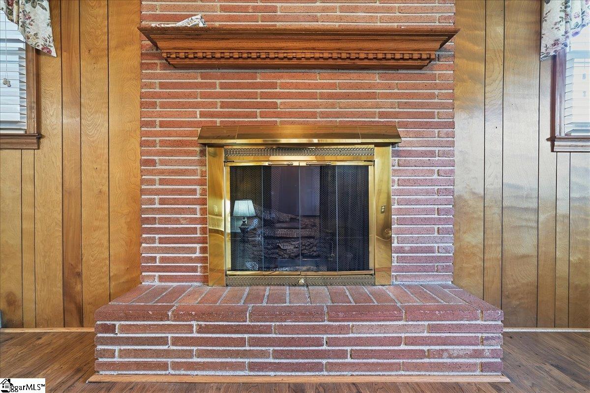 208 Skyland Drive