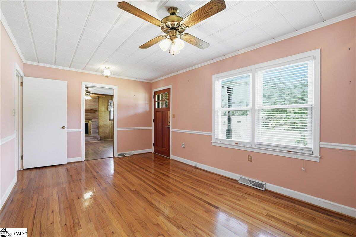 208 Skyland Drive