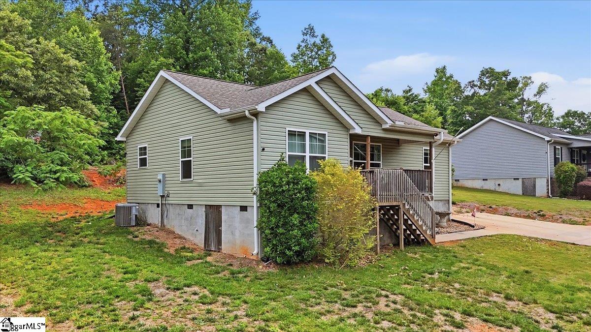 524 Secona Road