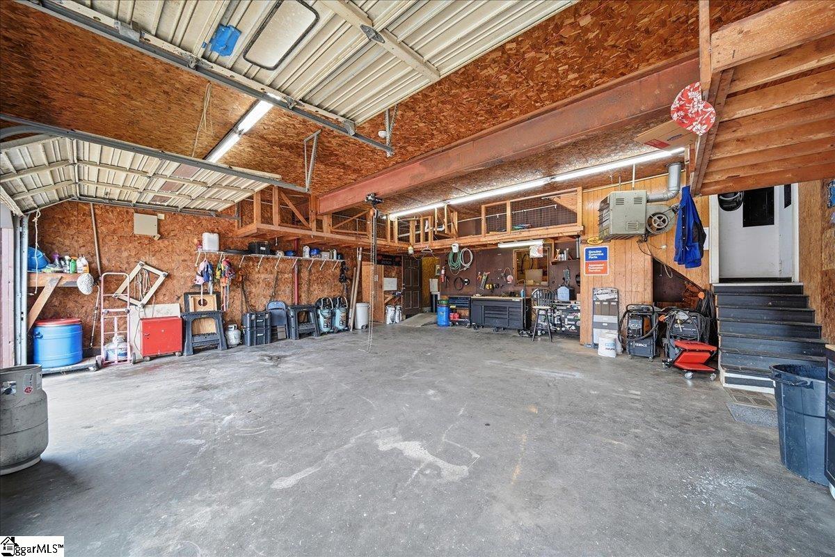 60 Lakeside Drive
