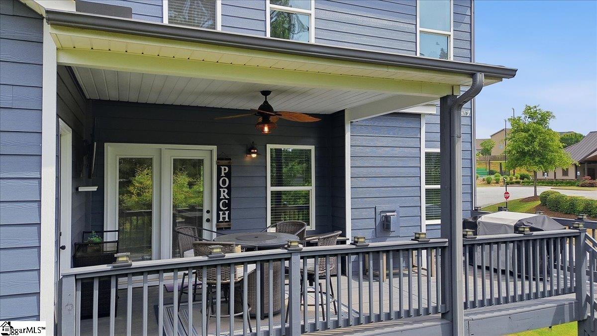 1 Foxmoor Court