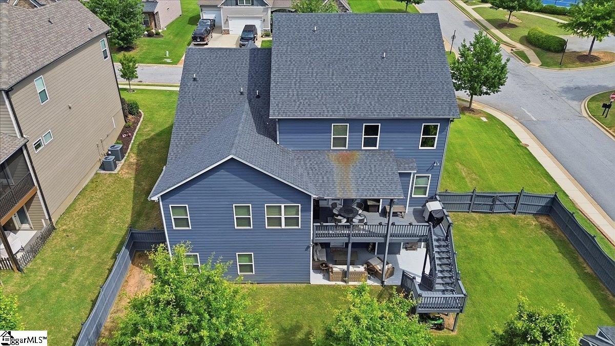 1 Foxmoor Court