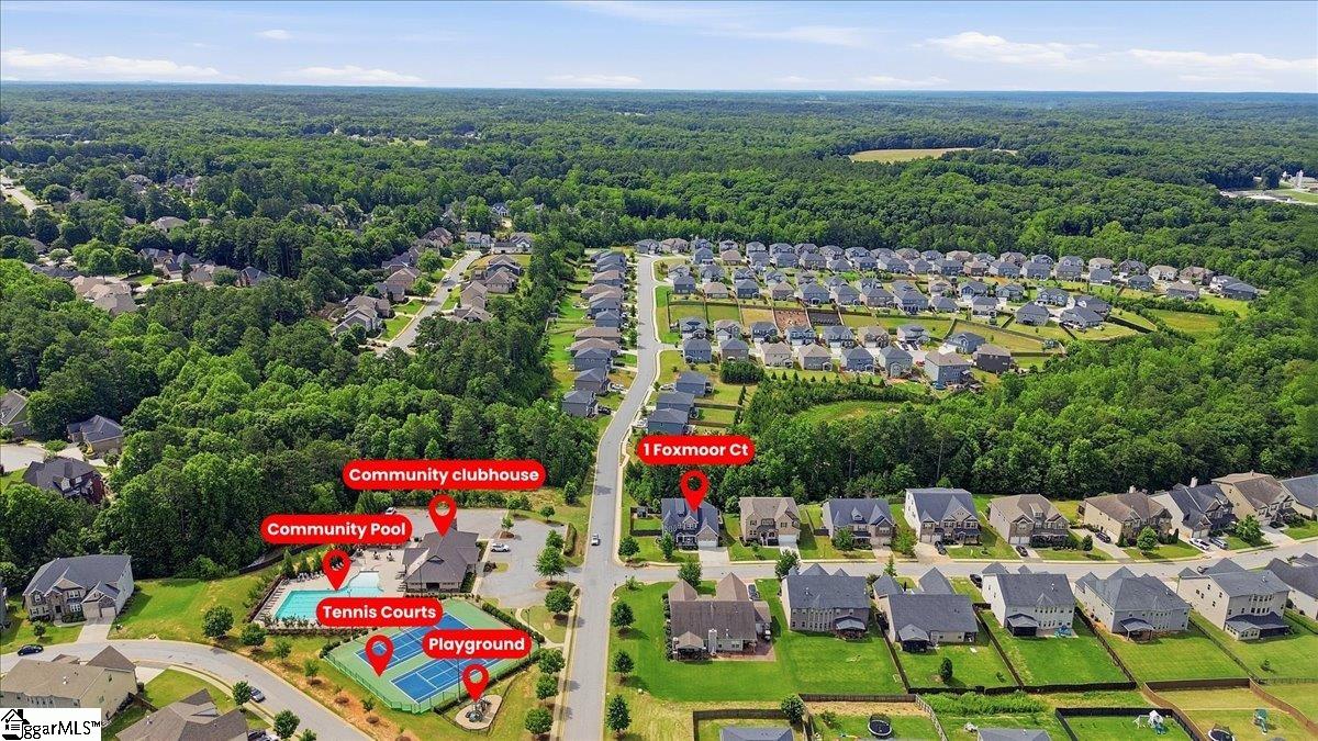 1 Foxmoor Court