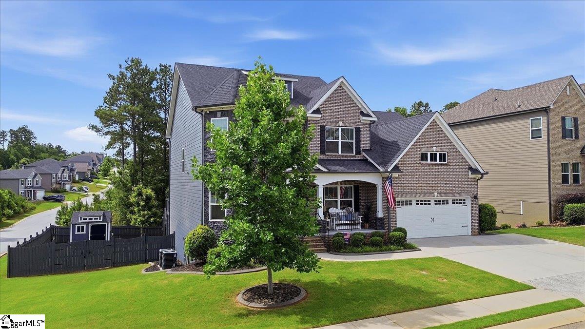 1 Foxmoor Court