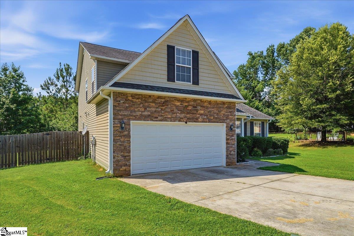 116 Kingsdale Court