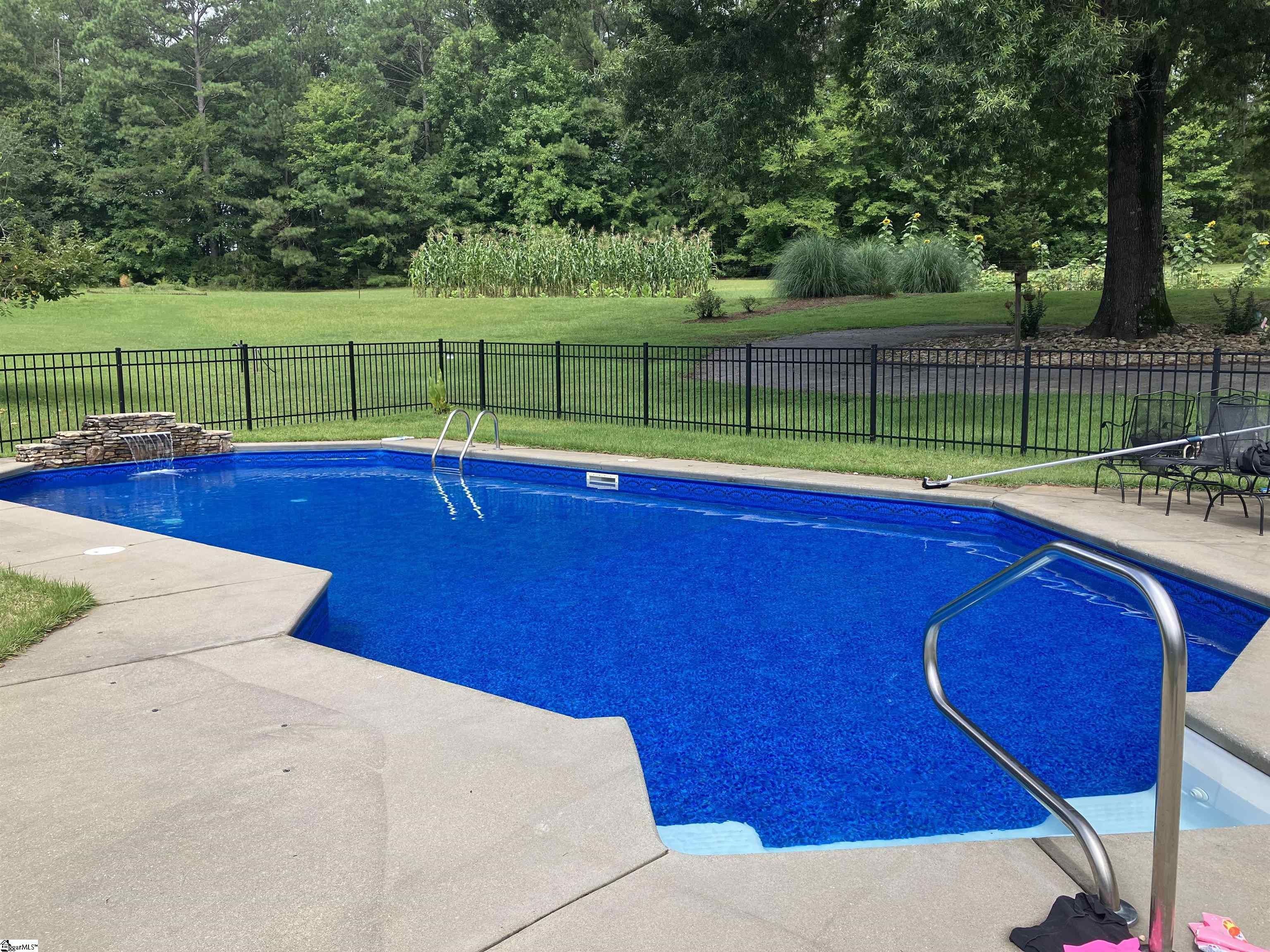 637 Ranch Road