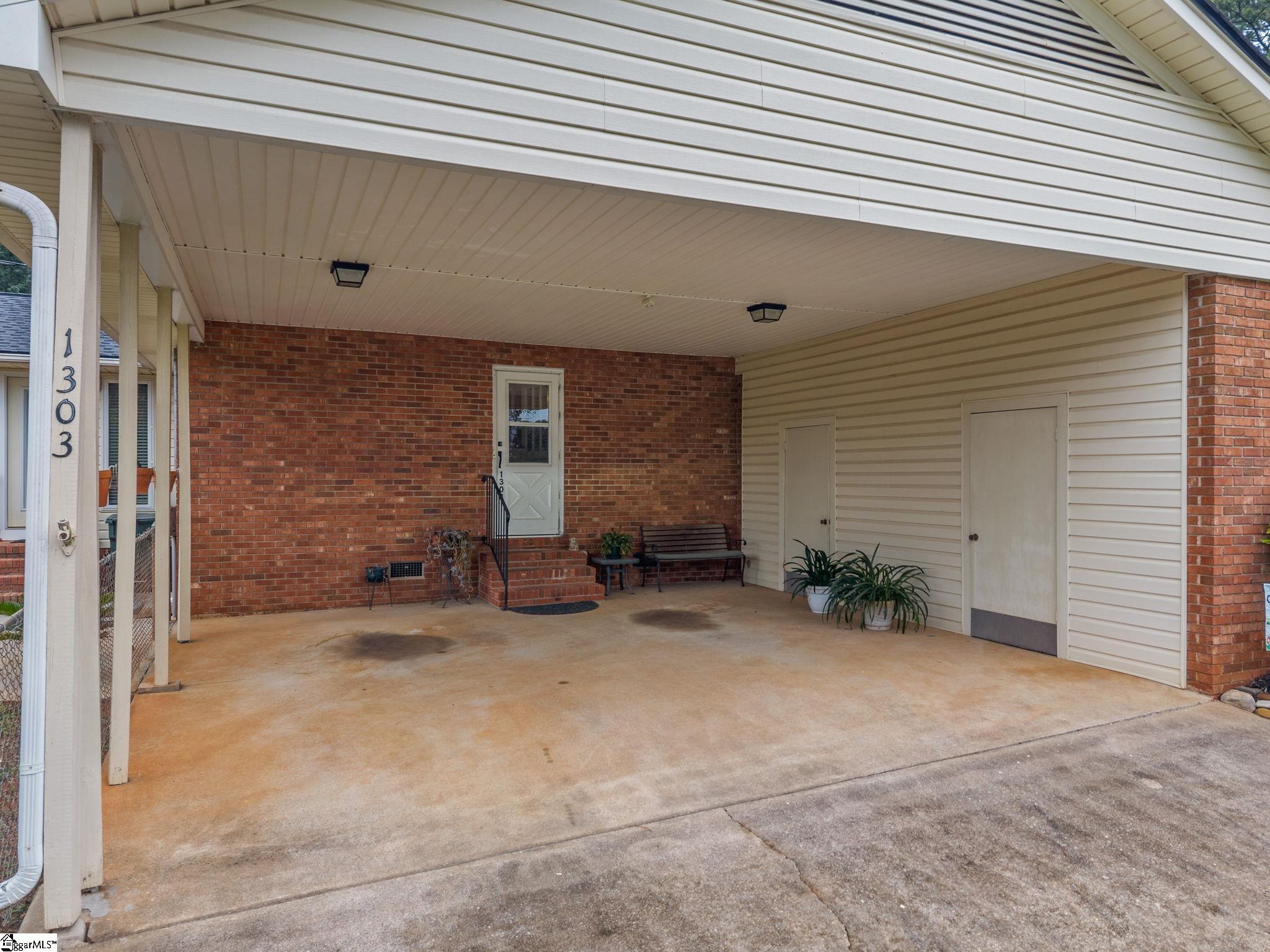 1303 Springfield Road