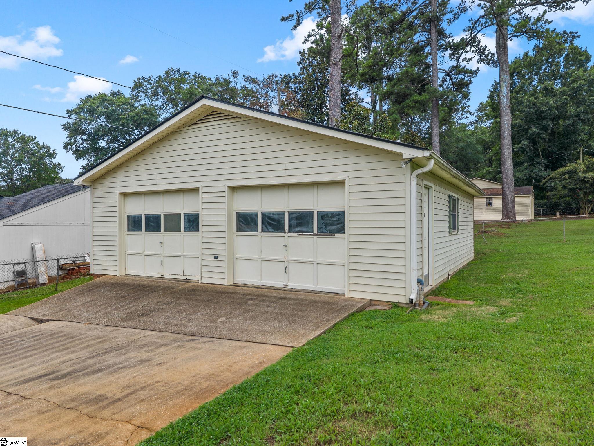 1303 Springfield Road