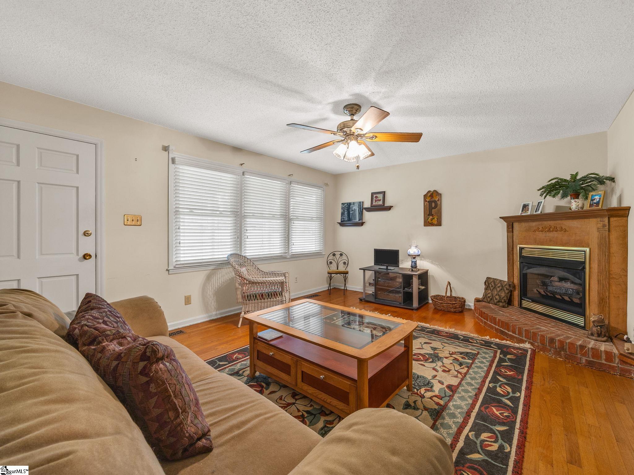 1303 Springfield Road