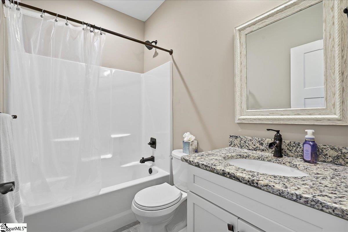 3044 English Cottage Way
