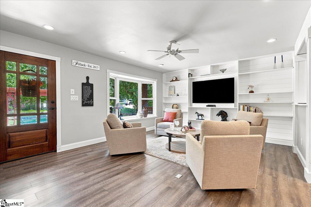 213 Cox Ridge Court