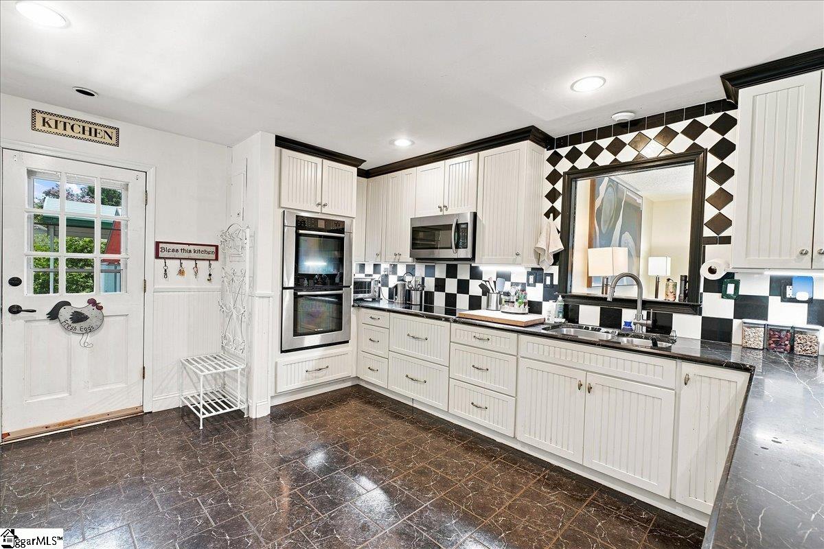 213 Cox Ridge Court