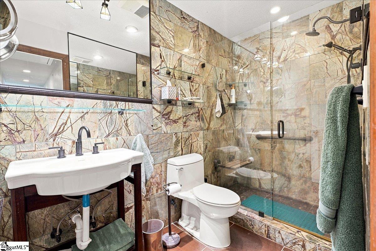 213 Cox Ridge Court