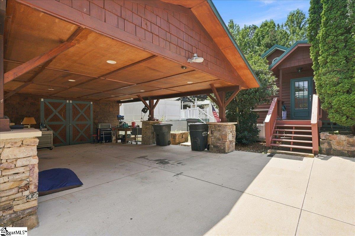 213 Cox Ridge Court