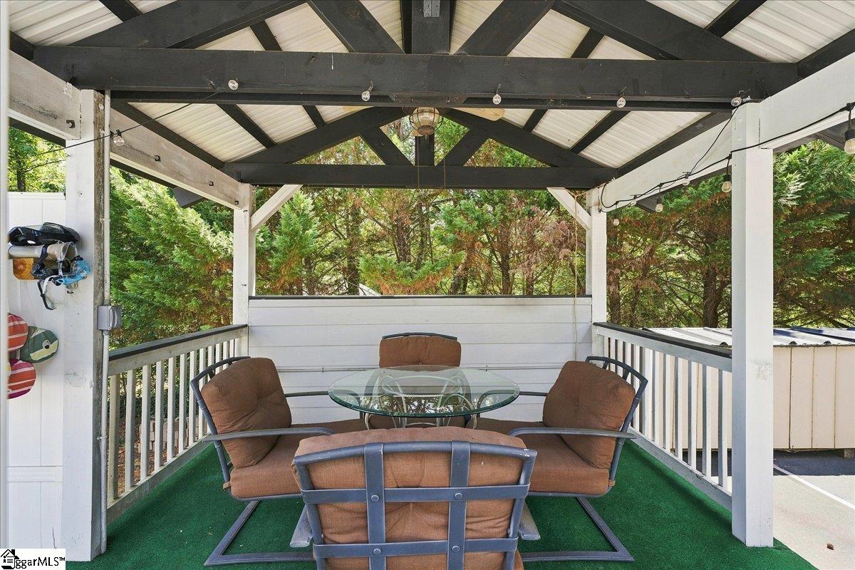 213 Cox Ridge Court