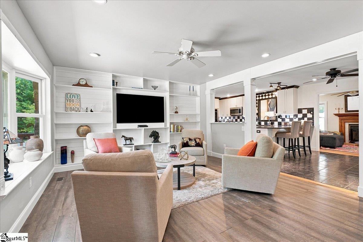 213 Cox Ridge Court