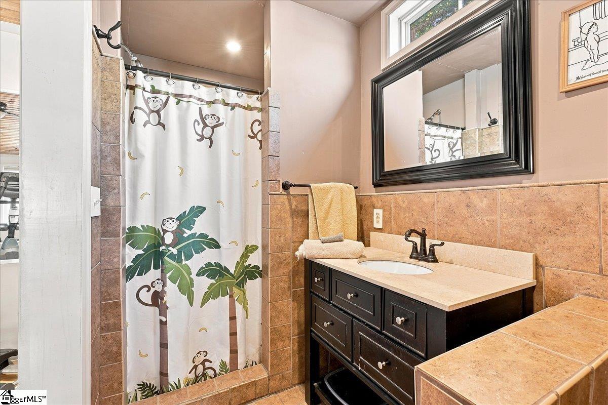213 Cox Ridge Court