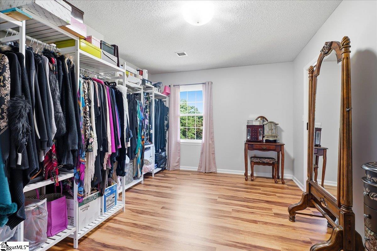 410 Thornhill Drive