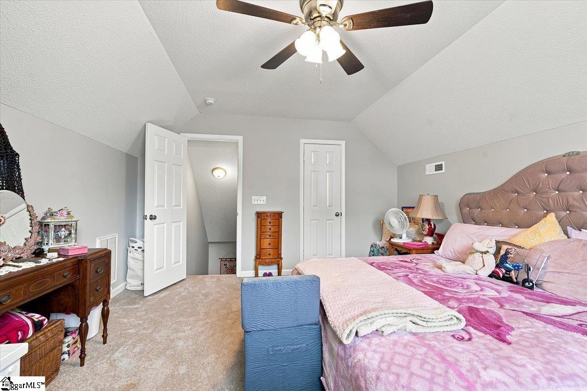 225 Kittiwake Lane