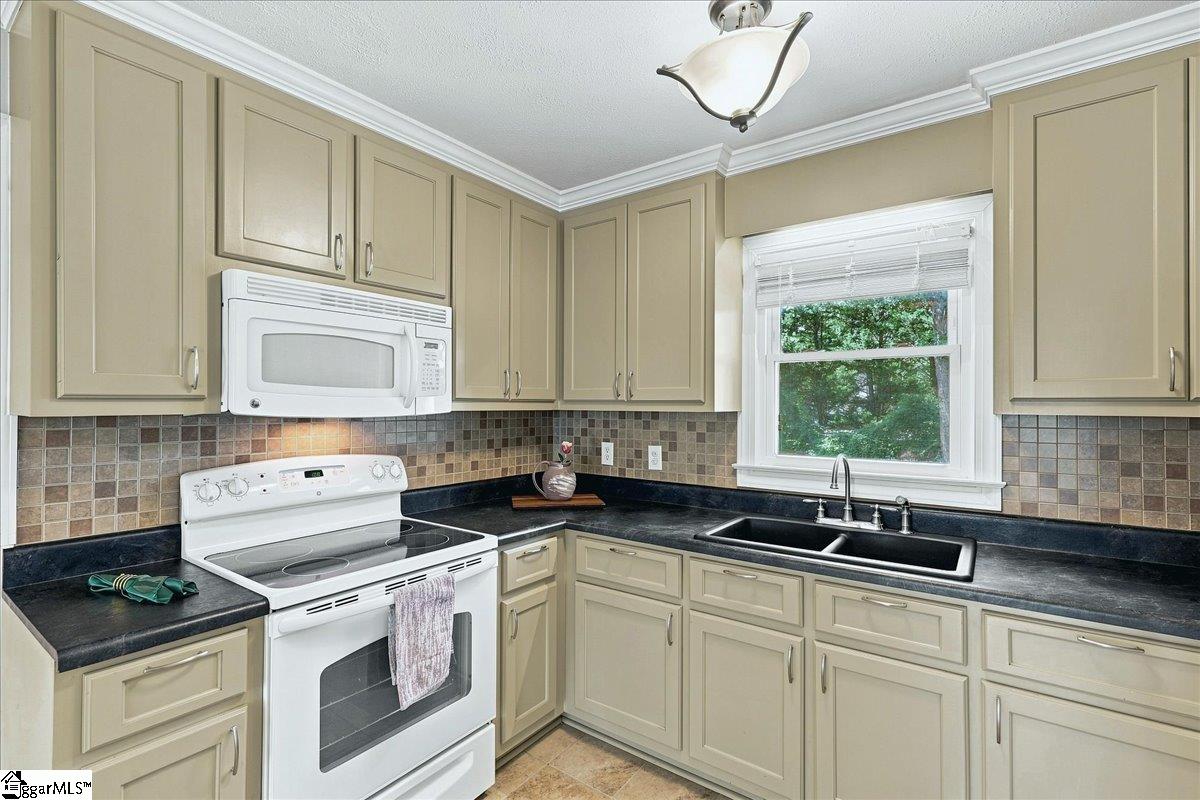 501 Cunningham Road