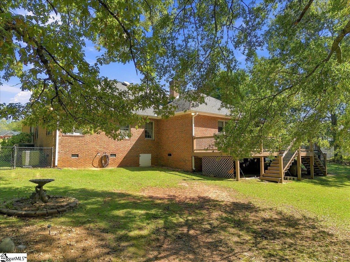109 Wren Crossing Lane