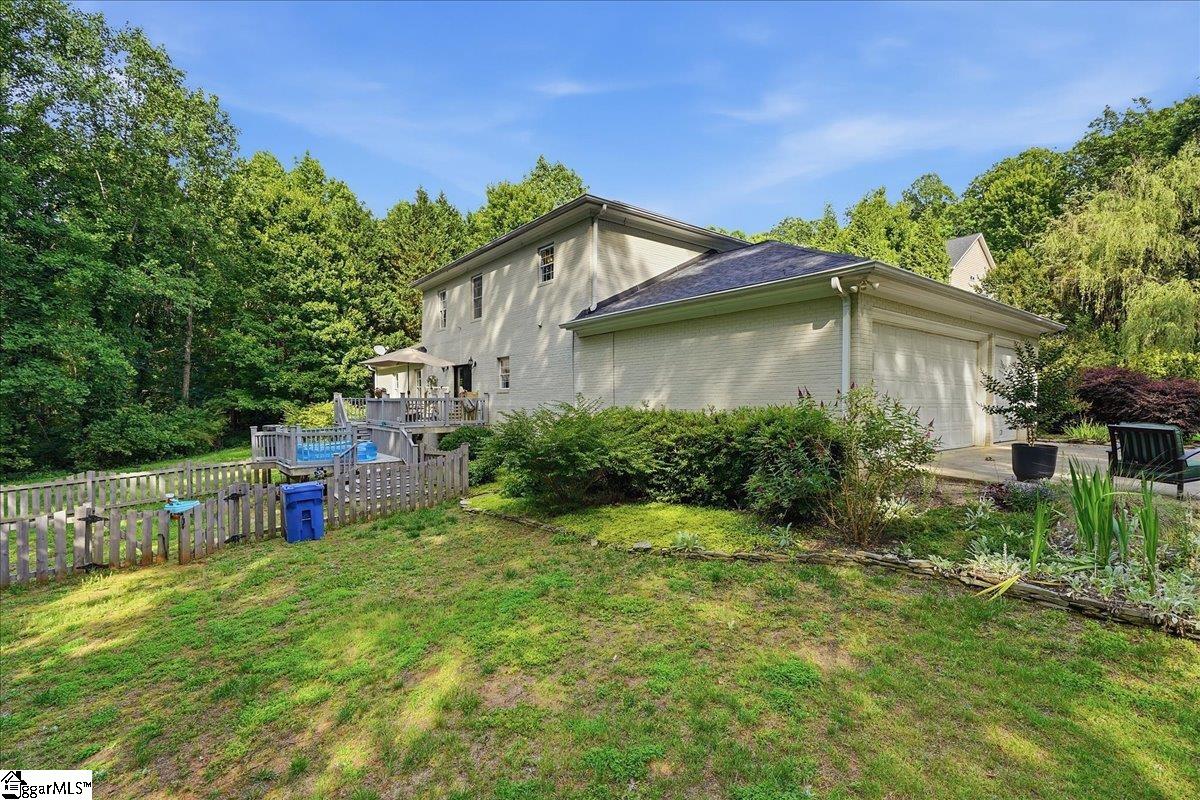 104 Paris Glen Way