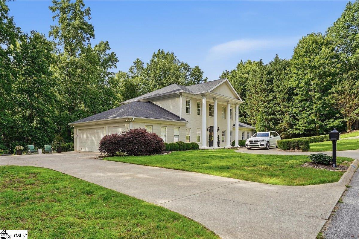 104 Paris Glen Way