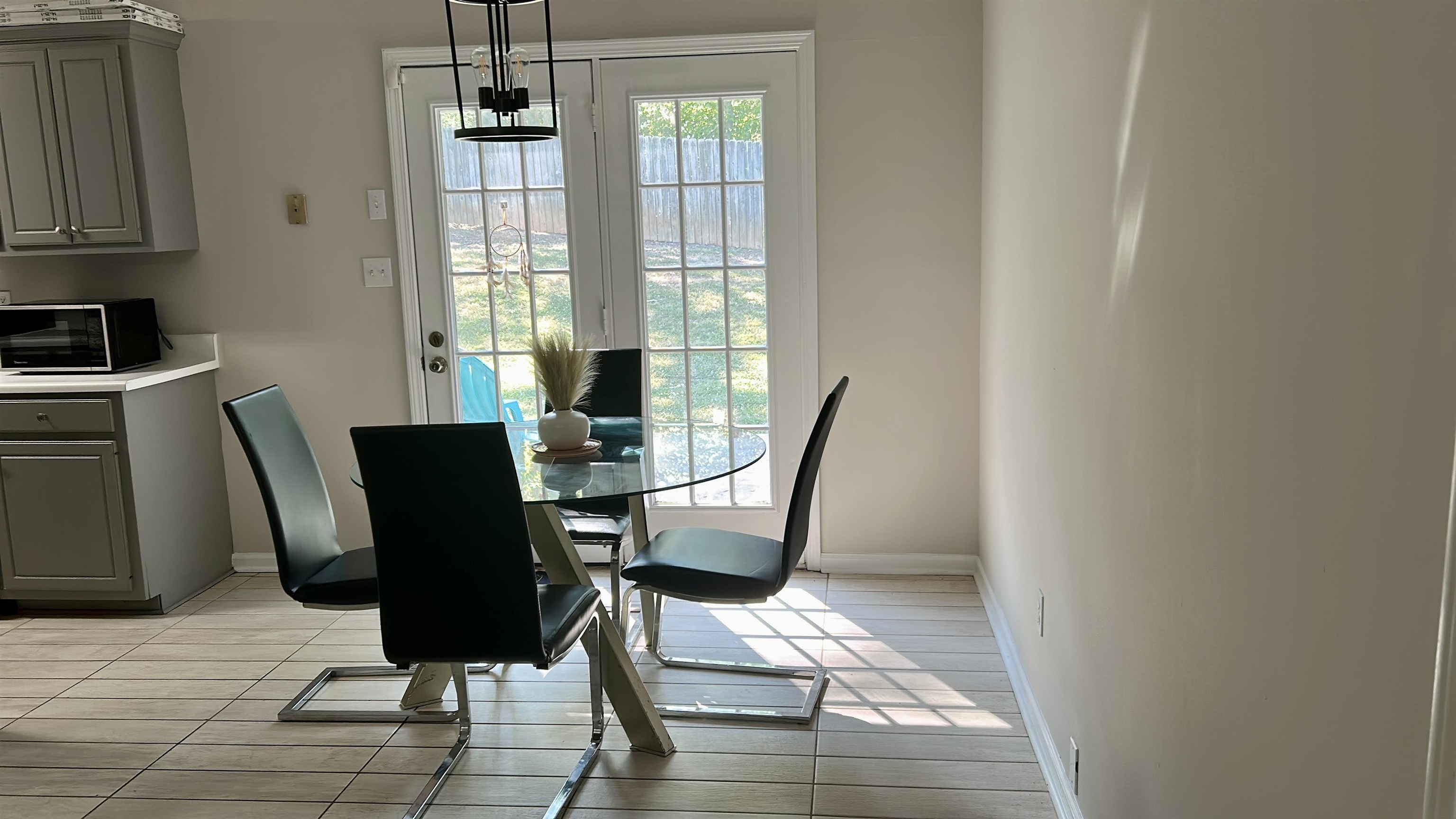 544 Holly Run Court