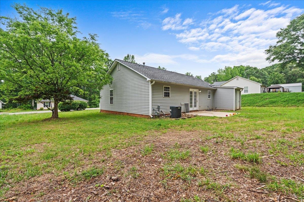 544 Holly Run Court