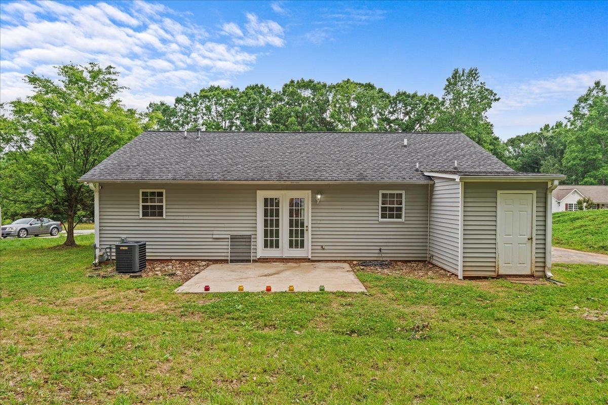 544 Holly Run Court