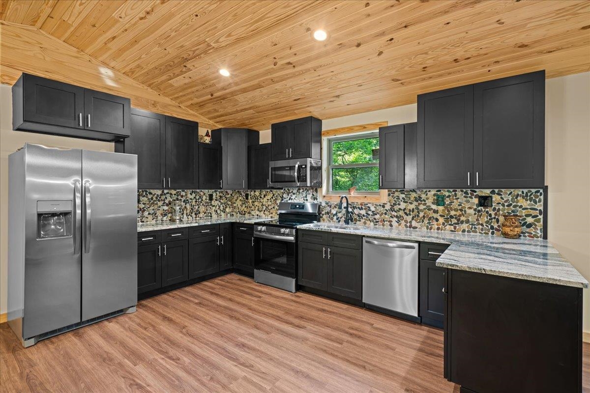 1150 Chinquapin Road