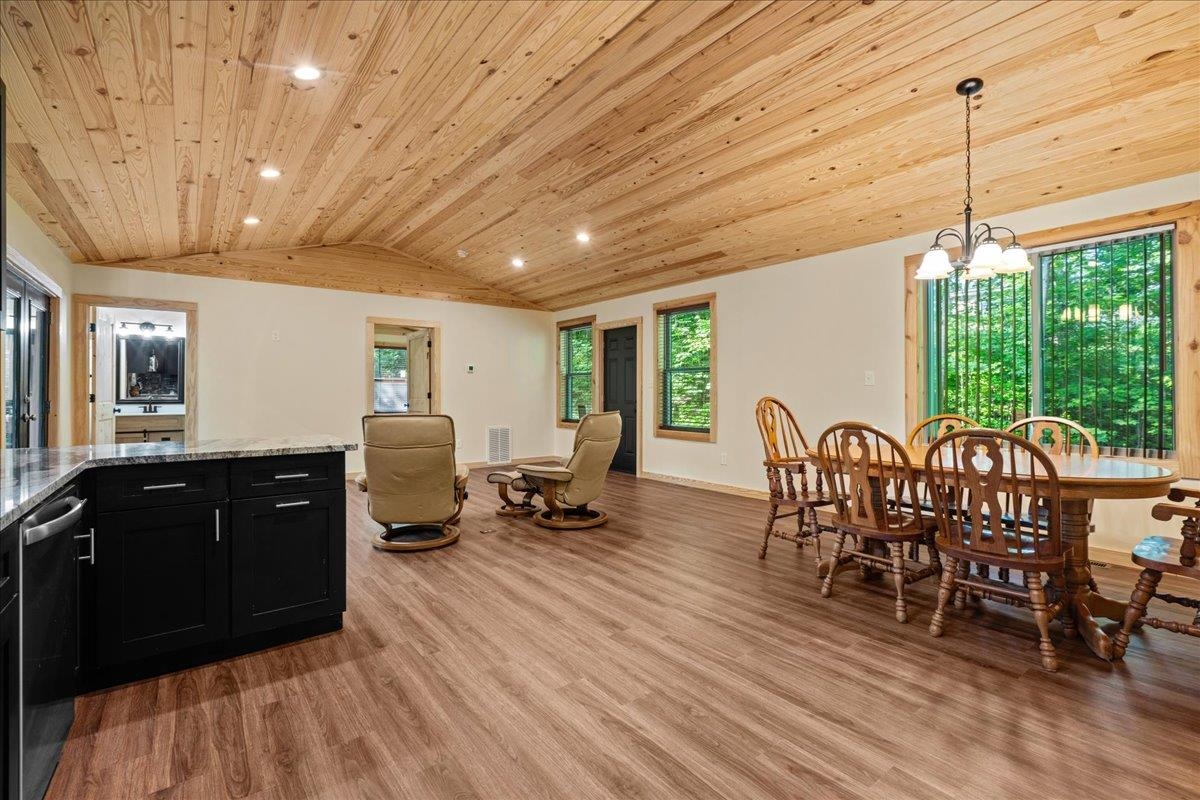 1150 Chinquapin Road